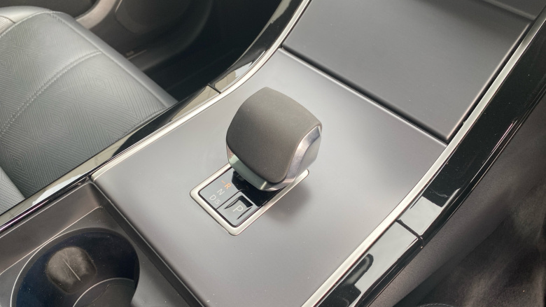 Land Rover Range Rover Velar 2.0 D200 MHEV Dynamic HSE 5dr Auto Diesel Estate